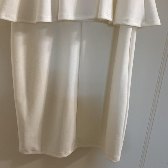 Beautiful White Dress - Picture 4 of 5